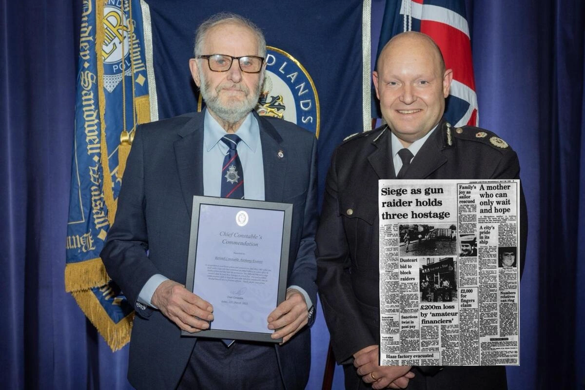 PC Tony Everett receiving commendation for helping end an armed siege in 1982