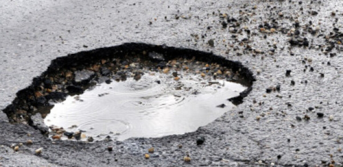 Worcestershire county council pothole image